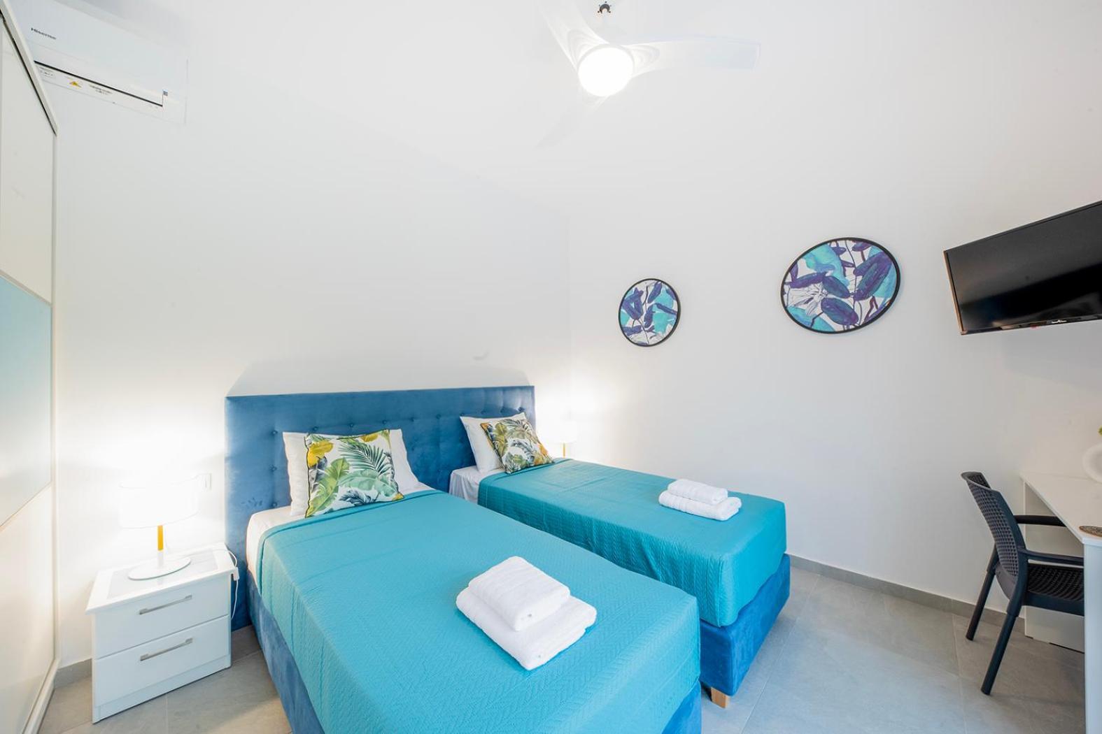 Villa Ami, Roda, Corfu: 10 Guests, Heated Pool, Private Mini Golf, Pool Table & More!! Экстерьер фото